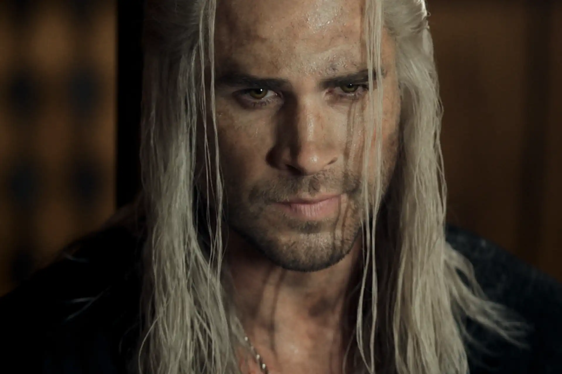 Liam Hemsworth estreia como Geralt em teaser da Netflix