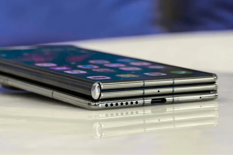 Samsung tridobrável